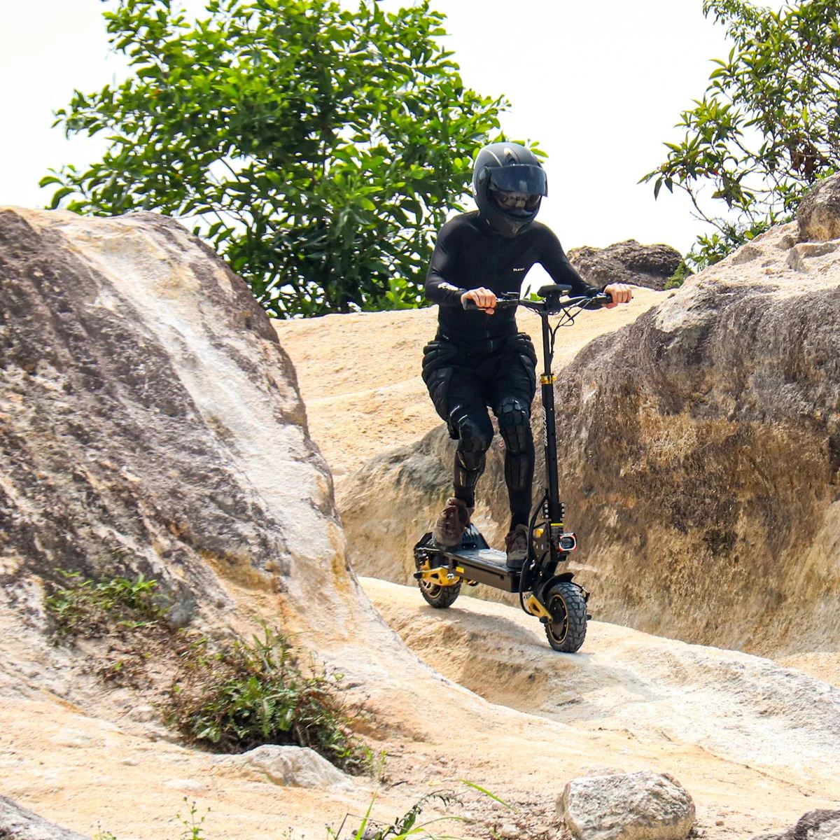 iENYRID-ES1-electric-scooter-6479-2-min